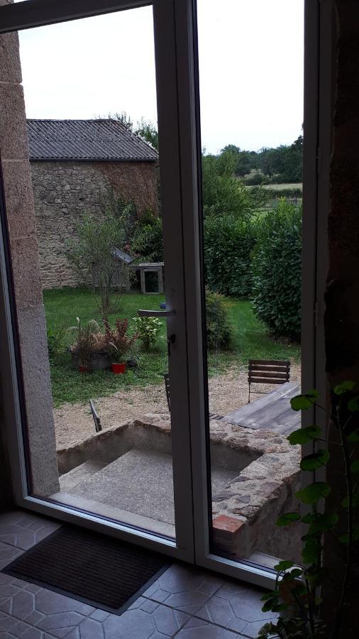 Demeure Du Castel Bed and Breakfast Les Châtelliers-Châteaumur Εξωτερικό φωτογραφία